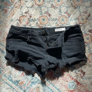 Black Jean short